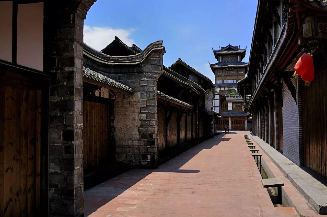 机智问答网页-旅游的时候你去过的最爽的地方是哪儿？的精彩解答